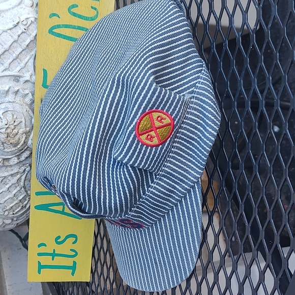 Kids Hat/Thomas/Train - Picture 4 of 9